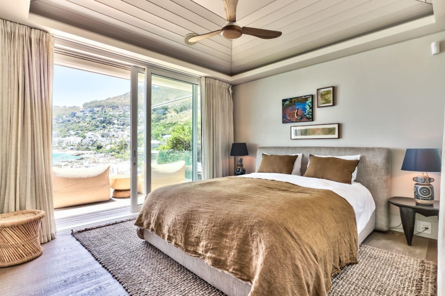 3 Bedroom Property for Sale in Clifton Western Cape